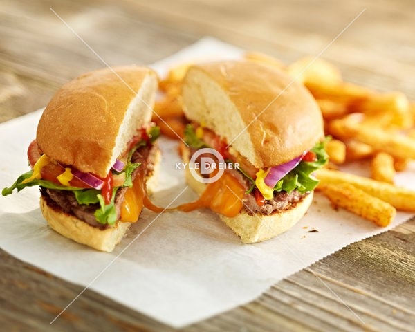 Sliced Old Timer Burger