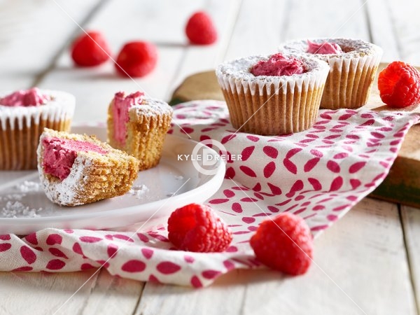 Raspberry Tea Cakes