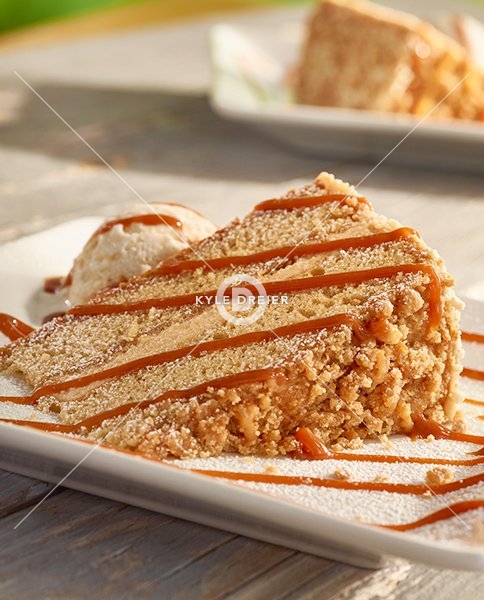 Caramel Crunch Cake