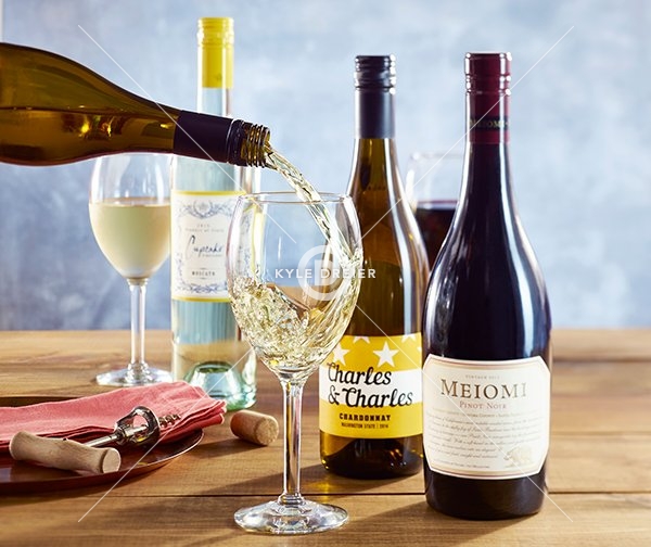 Wine Pour
