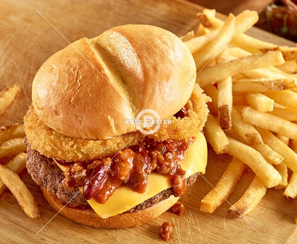 One Star Chili Cheese Burger
