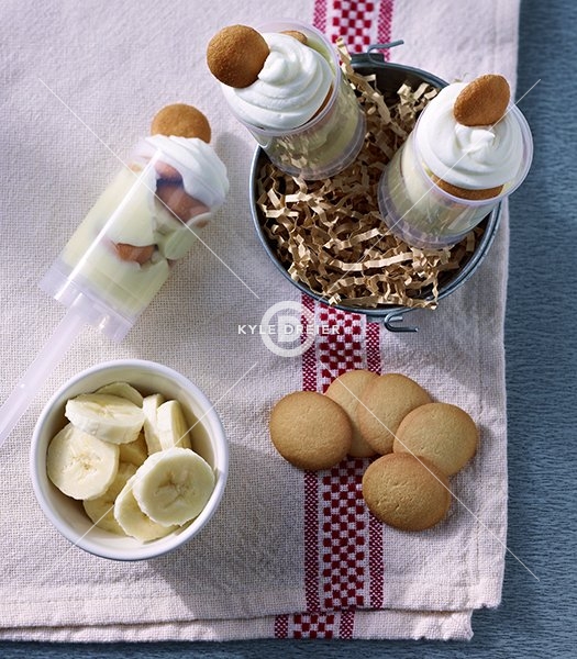 Banana Cream Push-up Pops