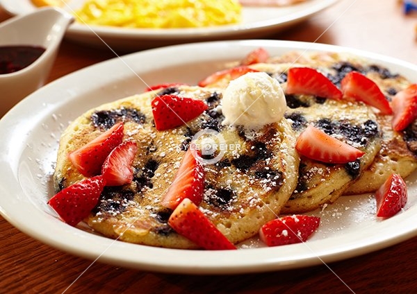 Multiberry Pancakes