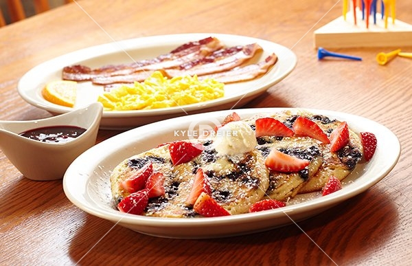 Multiberry Pancakes