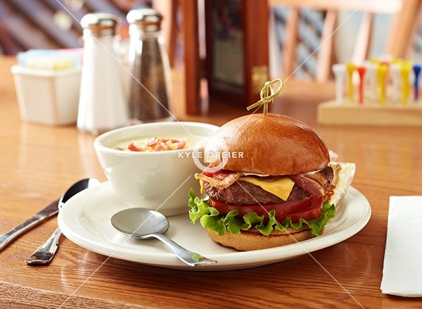 Bacon Cheeseburger
