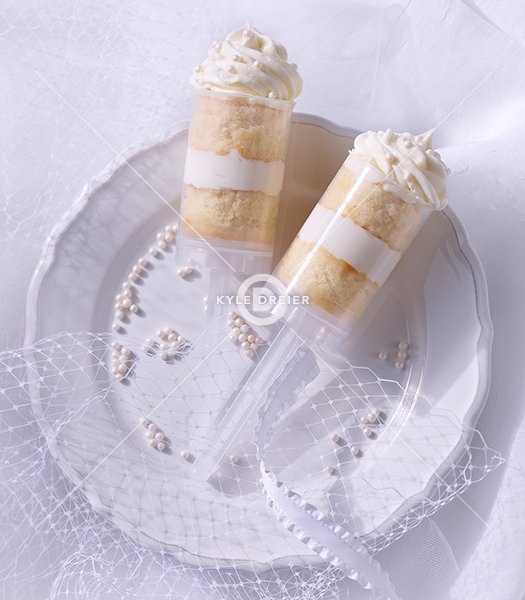 Wedding Cake Push-Up Pops