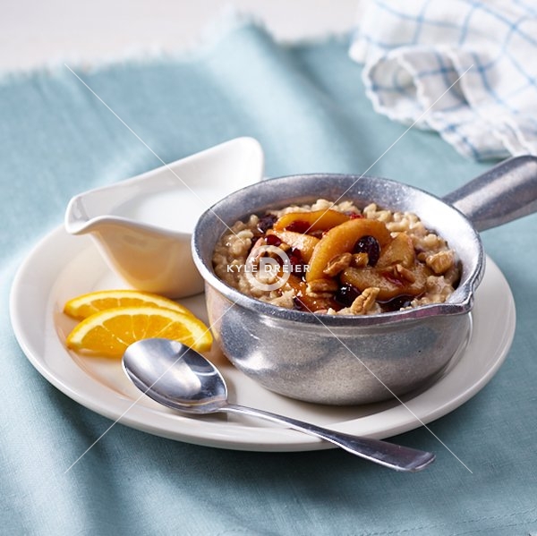 Apple Cinnamon Oatmeal