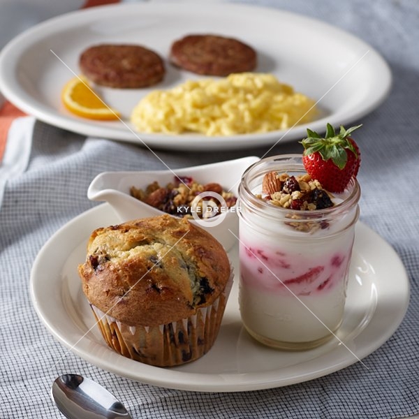Muffin and Parfait Breakfast