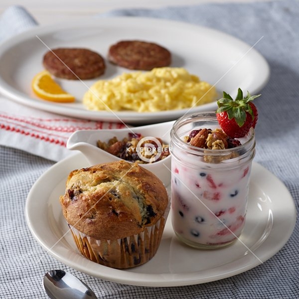 Muffin and Parfait Breakfast