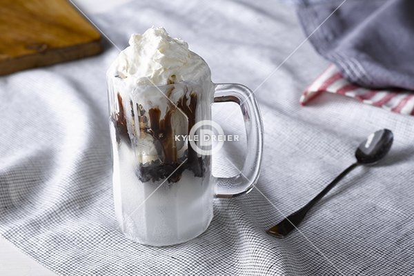 Frozen Mug Sundae