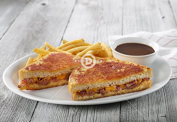 Pot Roast Cheesy Melt