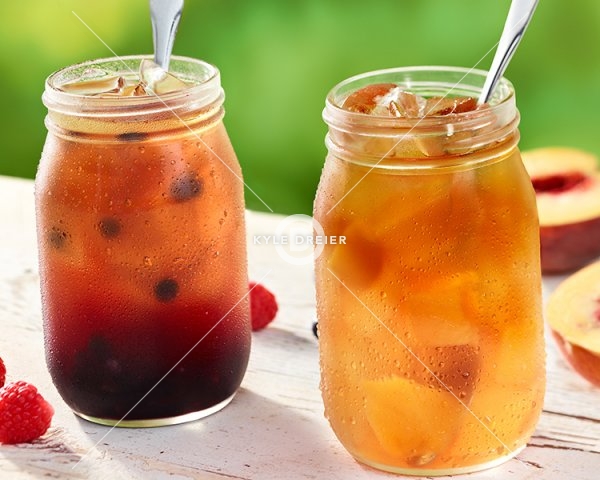 Blue Raspberry and Peach Tea with Fruit