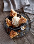 Apple Crumble Skillet