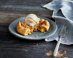 Apple Crumble Skillet