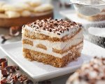 Sugar Dusting on Tiramisu